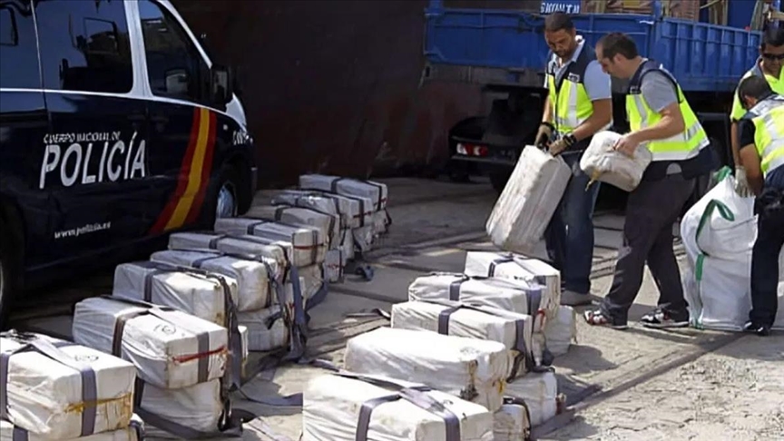 المغرب وإسبانيا يفككان شبكتين لتهريب المخدرات ويصادران 20 طناً من الحشيش
