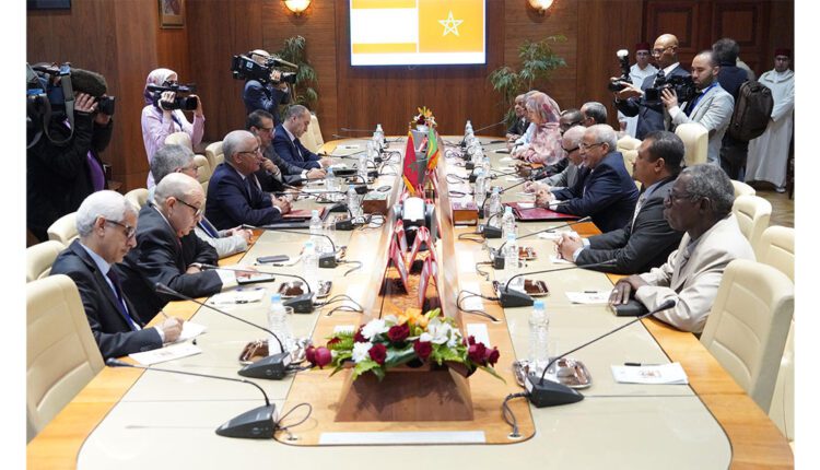 رئيس الجمعية الوطنية يجري مباحثات مع رئيس مجلس النواب المغربي