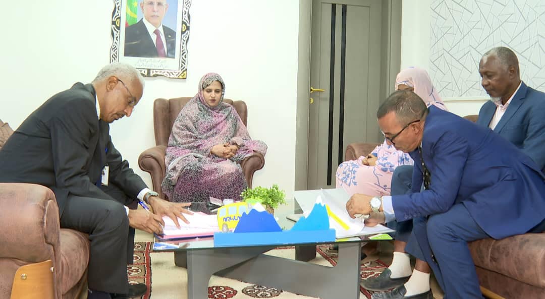 اتفاقية لتحويل منح الأطفال ذوي الإعاقة لحسابات بموري بوست