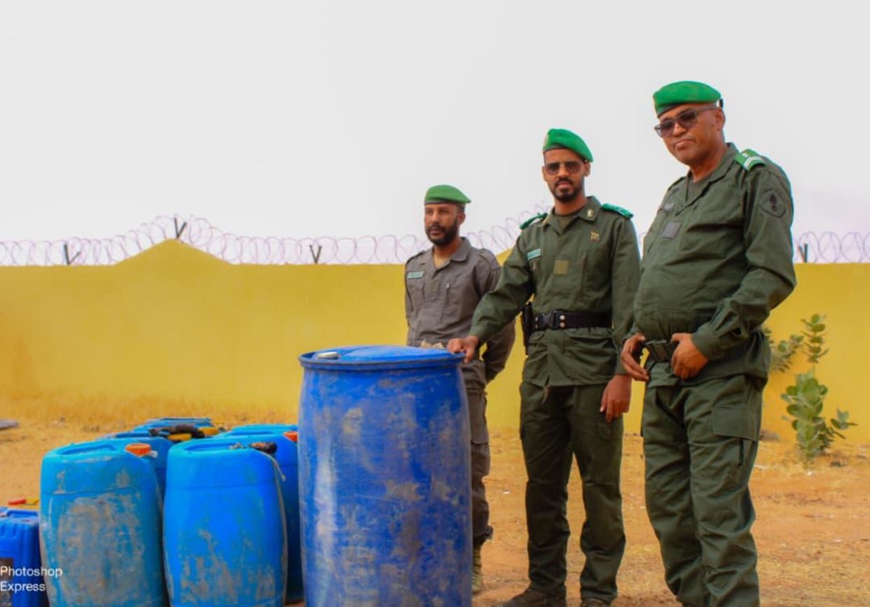 الجمارك تحبط تهريب أكثر من خمسة آلاف لتر من الوقود بالحوض الشرقي