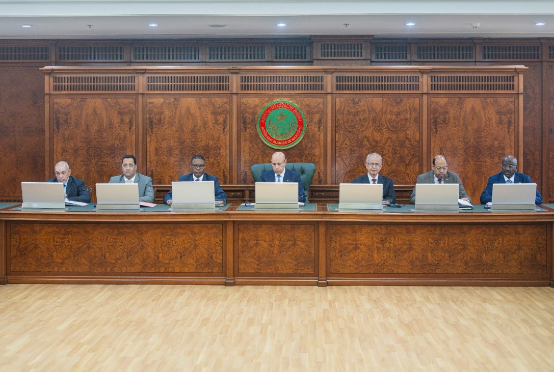 الحكومة تعقد اجتماعها الأسبوعي بعد تعليقه بسبب الانتخابات