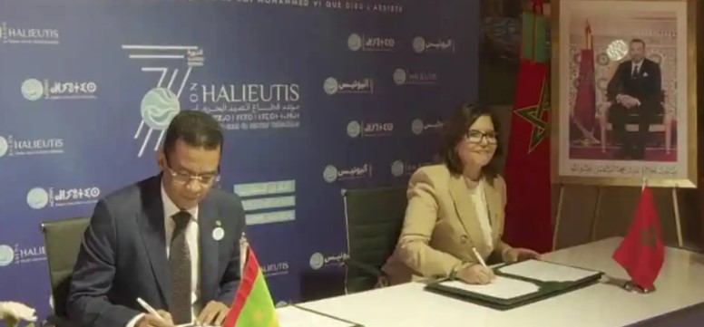المغرب وموريتانيا يوقعان اتفاقيات تعاون في مجال الصيد البحري