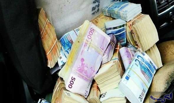 أسبانية تعيد حقيبة بها 8500 يورو وجدتها في محطة مترو
