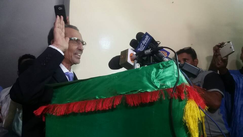 ولد بلّال يؤدي اليمين الدستورية عضوًا بلجنة الانتخابات.. وارتياح في أوساط المعارضة بتعيينه