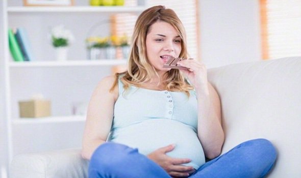 بدانة المرأة خلال الحمل تزيد خطر ولادة طفل كبير الحجم ضعيف المناعة
