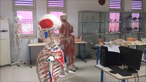 امتعاض وغضب من تعامل كلية الطب مع الطالبة بنه