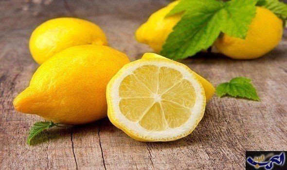 الليمون علاج سحري للكثير من مشكلات البشرة