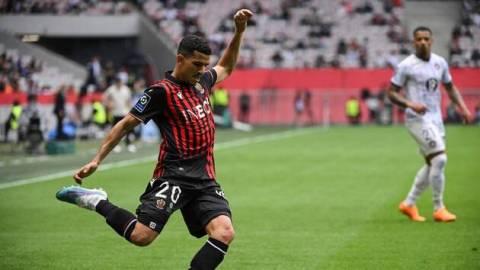 محاكمة لاعب جزائري بسبب تضامنه مع فلسطين