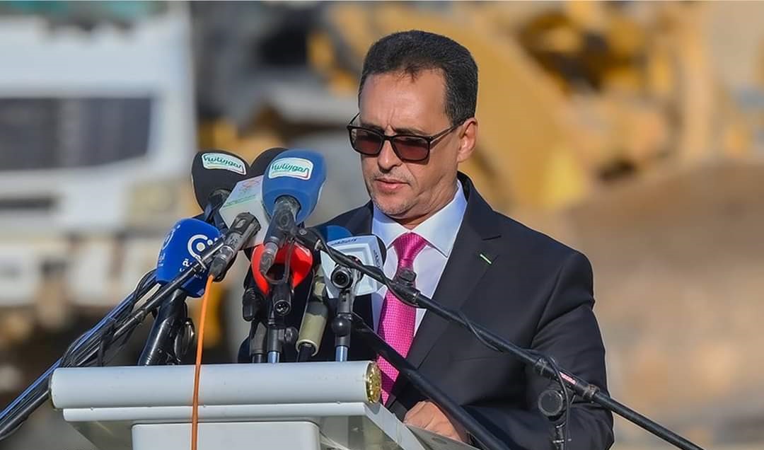 وزير الثقافة يؤكد أن الجو العام للبلد تطبعه روح التشاور والحوار