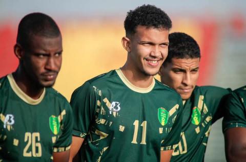 بغياب بسام.. المنتخب الوطني للمحليين يواصل تحضيراته لمواجهة مالي
