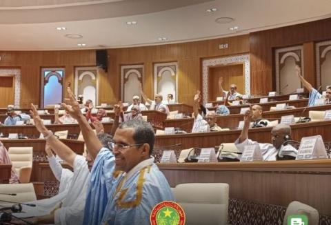البرلمان يجيز مشروع قانون حول الهيدروجين الأخضر