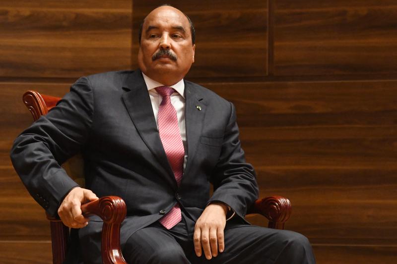 ملف العشرية.. النيابة تتساءل حول الرواتب و